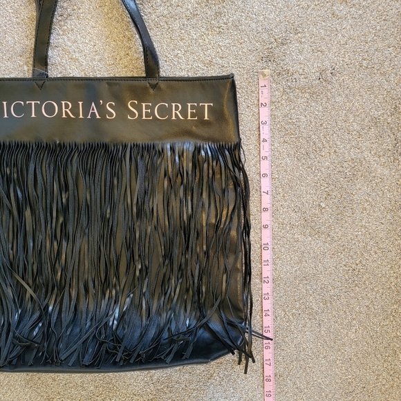 Victoria's Secret Limited Edition Black Faux Leather Flirty Fringe Tote Bag *NWT - Picture 6 of 7